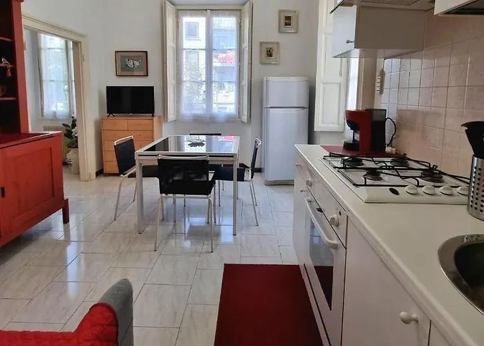 Relaxing Apartment In The Heart Of Milan